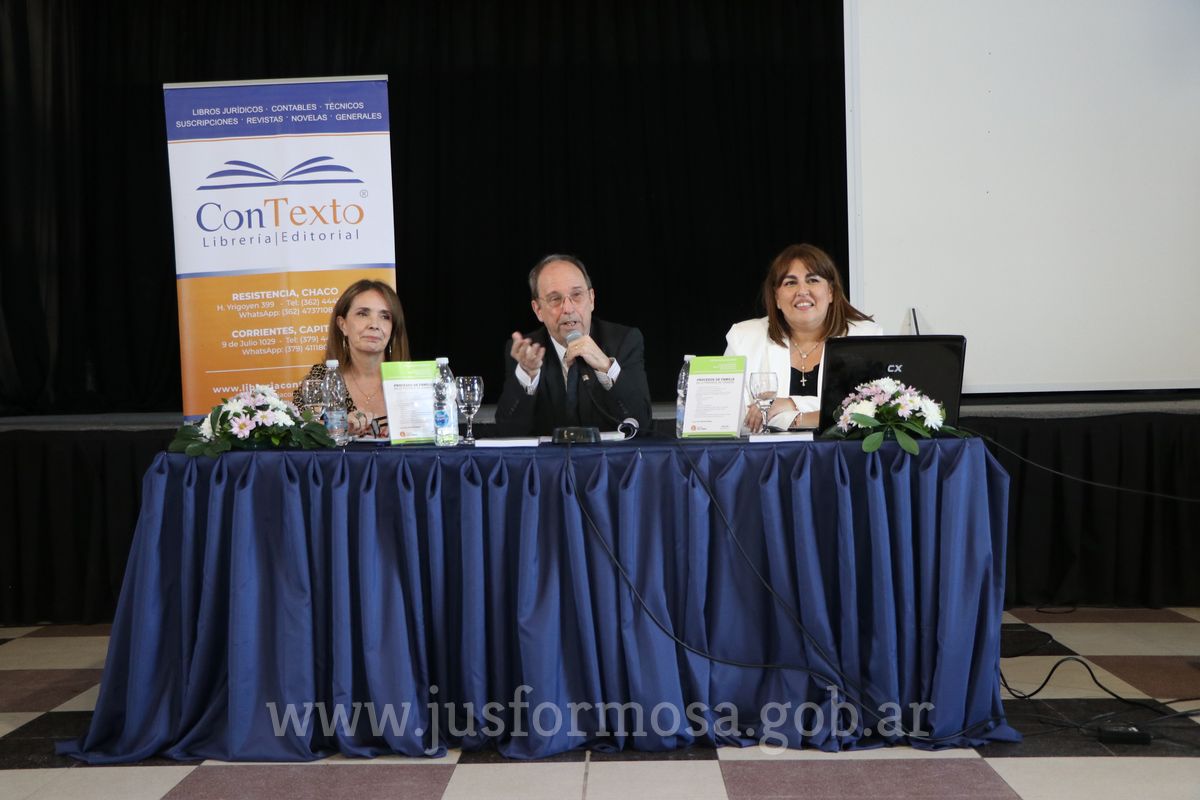 Presentación del libro de la Dra. Kalafattich